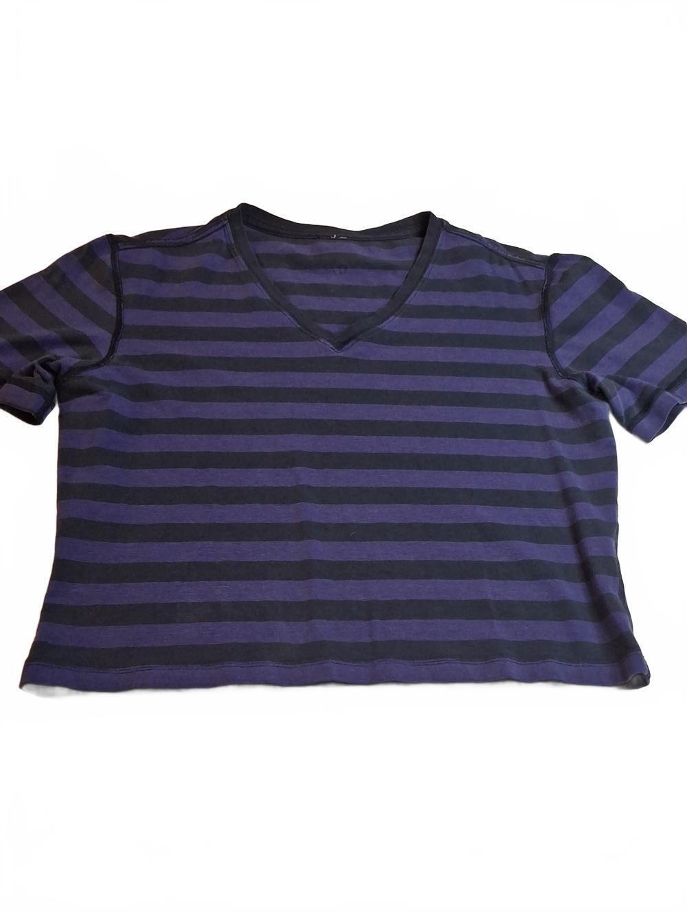 #1322 Lululemon Tshirt Approximate size 4